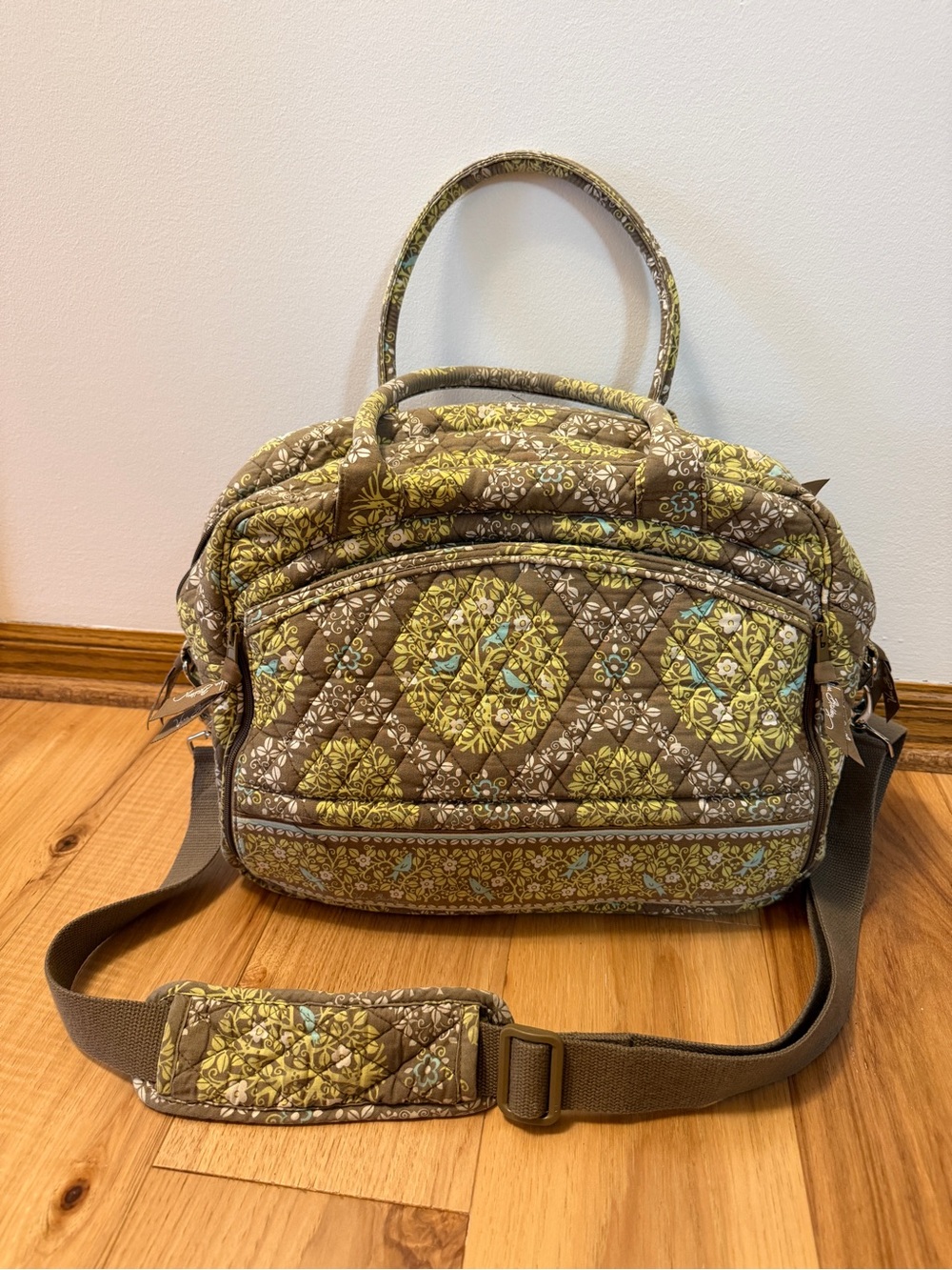 Vera Bradley Metropolitan Travel Bag w/ Laptop Case. Sittin’ in a Tree Pattern